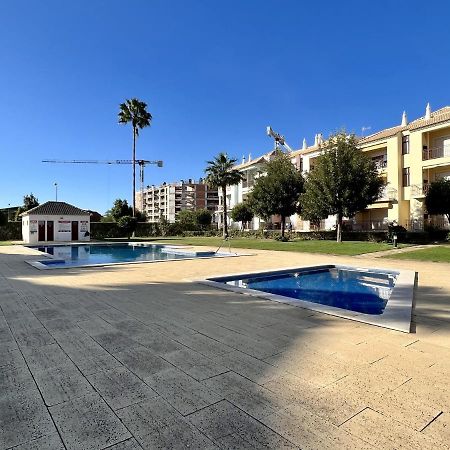 Quarteira Elegant With Pool By Homing Appartement Buitenkant foto
