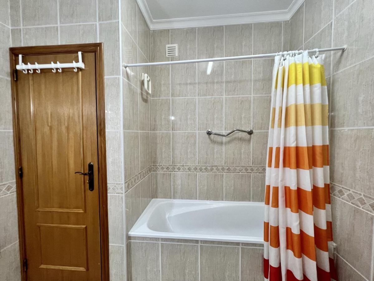 Quarteira Elegant With Pool By Homing Appartement Buitenkant foto
