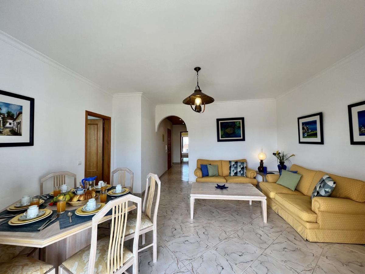 Quarteira Elegant With Pool By Homing Appartement Buitenkant foto