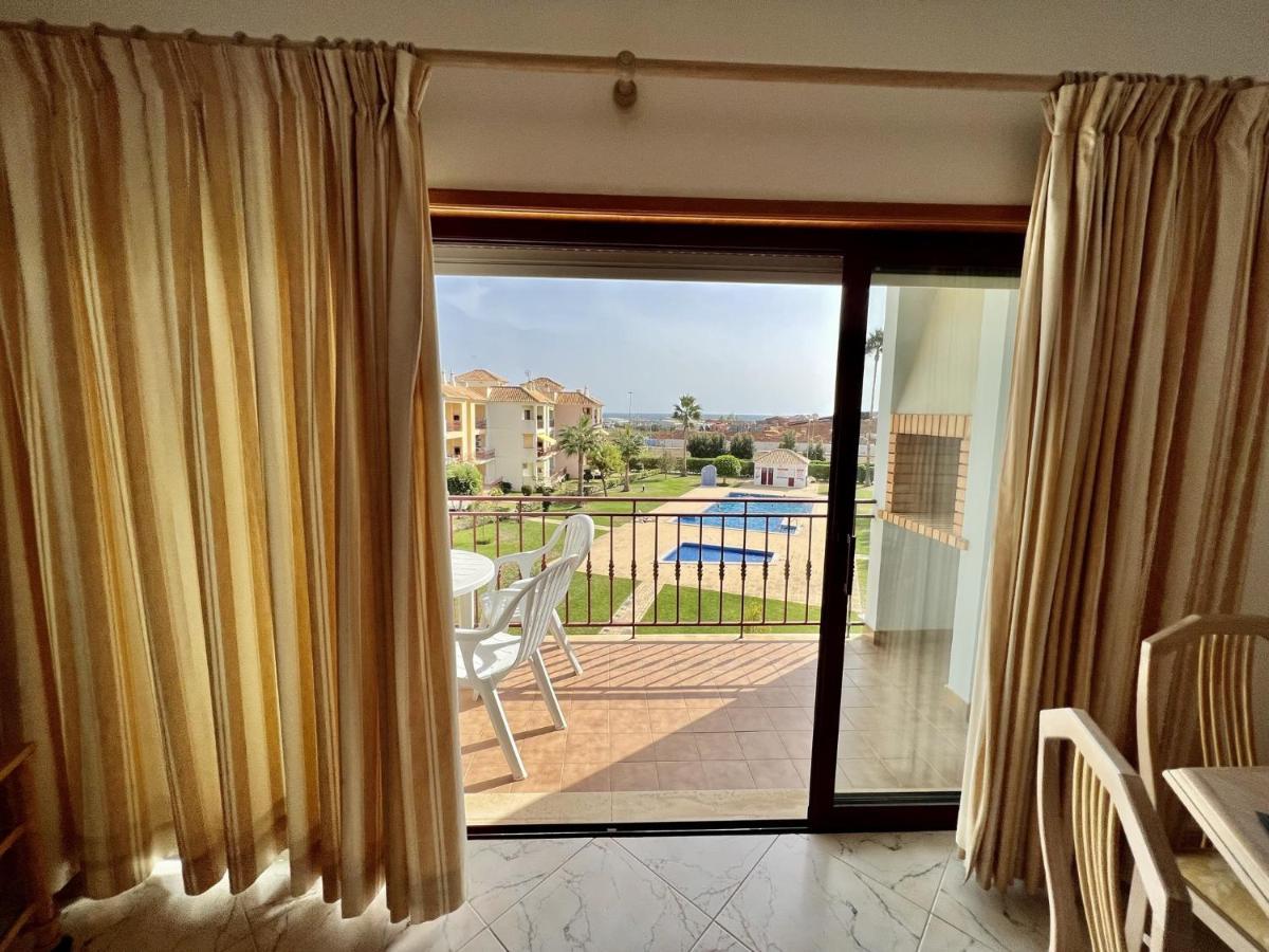 Quarteira Elegant With Pool By Homing Appartement Buitenkant foto