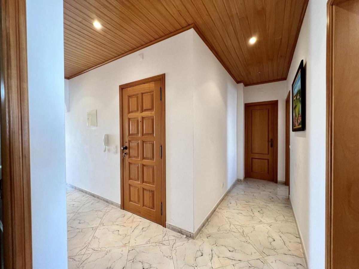 Quarteira Elegant With Pool By Homing Appartement Buitenkant foto